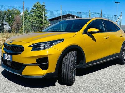 Usata Kia XCeed 160 CV (117 kW) 2021 Oro SUV