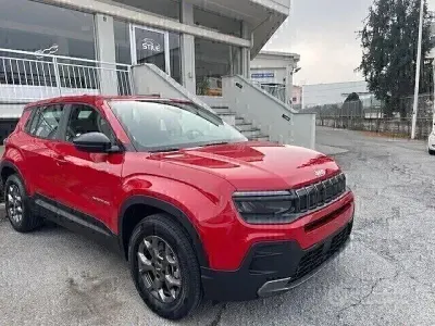 Usata Jeep Avenger Longitude 101 CV (74 kW) 2024 Rosso SUV