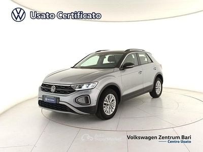 Usata VW T-Roc Life 110 CV (80 kW) 2023 Argento SUV