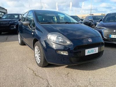 Blu Usata 2014 Fiat Punto Young Berlina | 5800 € (Buon prezzo)