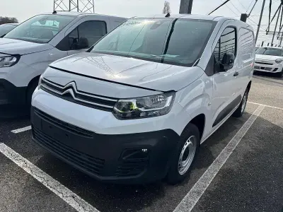 Usata Citroën e-Berlingo 100 CV (73 kW) 2024 Bianco icy pastello Furgone
