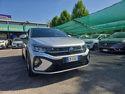 Usata VW Taigo R-line 110 CV (80 kW) 2023 Argento SUV