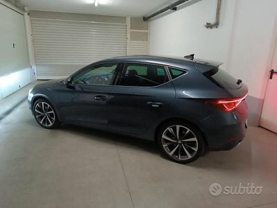 Usata Seat Leon FR 150 CV (110 kW) 2021 Grigio Berlina