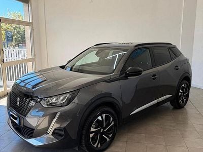 Usata Peugeot 2008 Allure 131 CV (96 kW) 2022 Grigio SUV