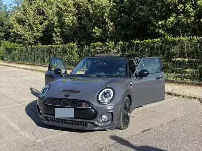 Usata Mini Clubman 190 CV (139 kW) 2019 Grigio Station wagon