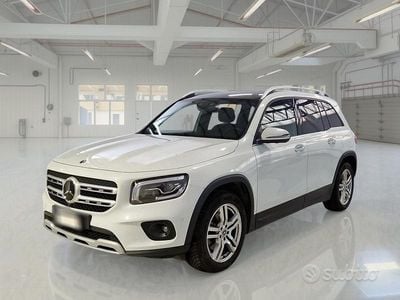 Usata Mercedes GLB200 Business 150 CV (110 kW) 2021 Bianco SUV