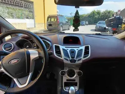 Usata Ford Fiesta 75 CV (55 kW) 2002 Utilitaria