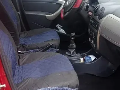 Usata Dacia Sandero 75 CV (55 kW) 2009 Rosso Berlina