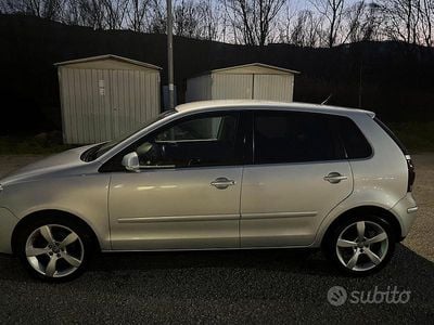 Usata VW Polo 80 CV (58 kW) 2009 Grigio Utilitaria