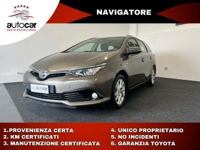 usata Toyota Auris Touring Sports 1.8 Hybrid Business