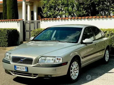 Usata Volvo S80 200 CV (147 kW) 2000 Grigio Berlina