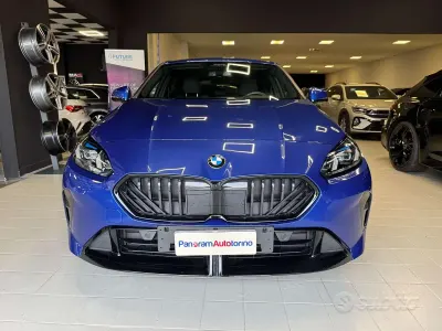 Usado BMW 118 M Sport 150 CV (110 kW) 2025 Azul Utilitario