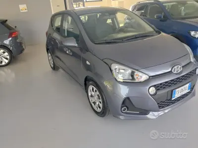 Usata Hyundai i10 Prime 67 CV (49 kW) 2018 Grigio Utilitaria