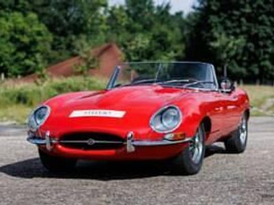 Usata Jaguar E-Type 269 CV (197 kW) 1963 Rosso Cabrio