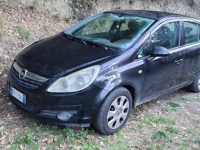 Usata Opel Corsa 60 CV (44 kW) 2010 Utilitaria