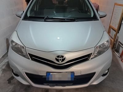 usata Toyota Yaris 5p 1.4 d-4d Lounge