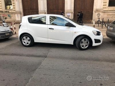 Usata Chevrolet Aveo 69 CV (50 kW) 2011 Bianco Berlina