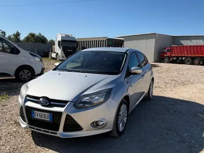 Usata Ford Focus Titanium 116 CV (85 kW) 2014 Argento Berlina