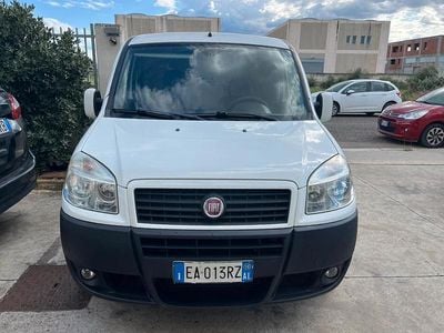 Usata Fiat Doblò 74 CV (54 kW) 2010 Bianco Monovolume