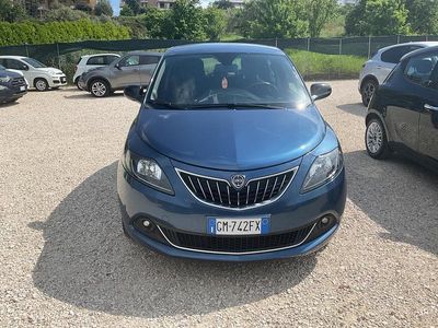 Usata Lancia Ypsilon Silver 69 CV (50 kW) 2023 Blu Utilitaria