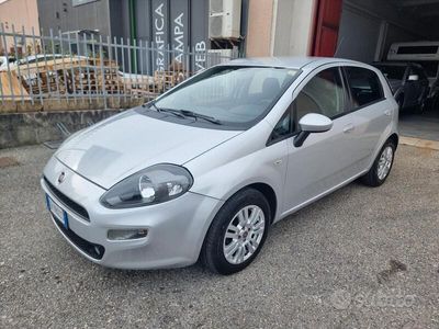 usata Fiat Punto 1.3 MJT II 75 CV 5 Neopatentati