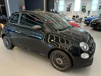 Usata Fiat 500 Lounge 70 CV (51 kW) 2023 Nero metallizzato Utilitaria