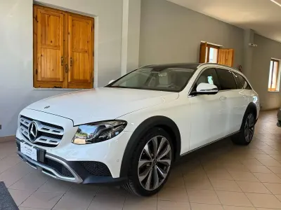 Gebraucht Mercedes E220 All-Terrain Premium Plus 194 PS (142 kW) 2019 Weiß Kombi
