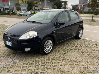 usata Fiat Grande Punto 1.2 benz adatta a neopatentati