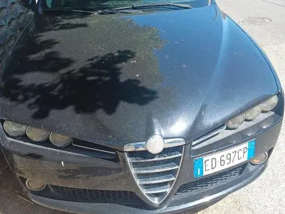 Usata Alfa Romeo 159 150 CV (110 kW) 2010 Nero Station wagon