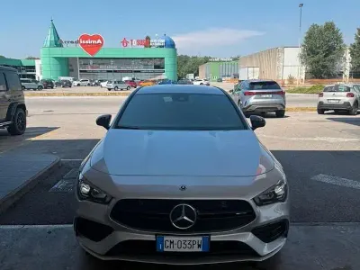 Usata Mercedes CLA35 AMG AMG 306 CV (225 kW) 2025 Grigio Coupé