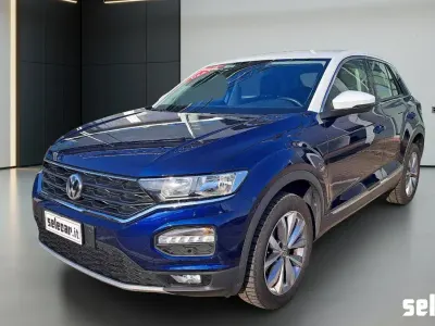 Usata VW T-Roc Style 115 CV (84 kW) 2019 2b silk blu metallizzato SUV