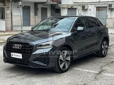 Begagnad Audi Q2 S-Line 150 HK (110 kW) 2022 Grå SUV