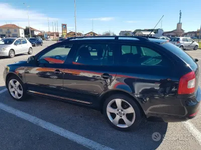 Usata Skoda Octavia 105 CV (77 kW) 2010 Nero Station wagon