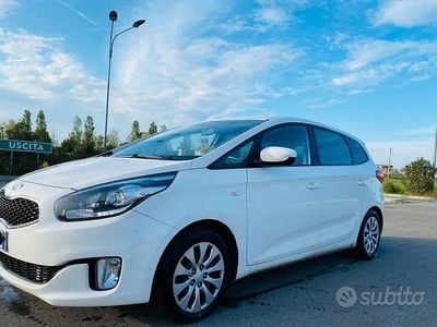Usata Kia Carens 115 CV (84 kW) 2013 Bianco Monovolume