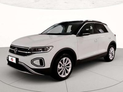 Usata VW T-Roc Style 150 CV (110 kW) 2023 0q pure white SUV