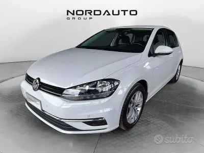 Usata VW Golf VII Sport 116 CV (85 kW) 2018 Bianco Berlina