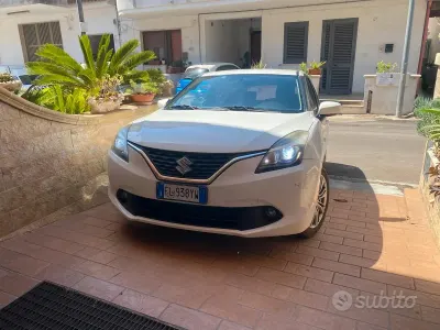 Usata Suzuki Baleno 90 CV (66 kW) 2017 Bianco Utilitaria