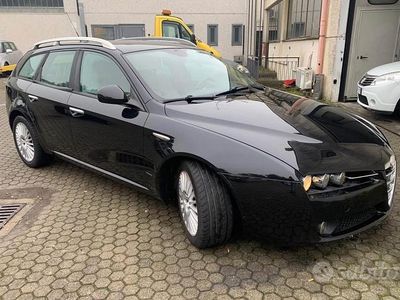 Usata Alfa Romeo 159 Distinctive 149 CV (109 kW) 2008 Nero Berlina