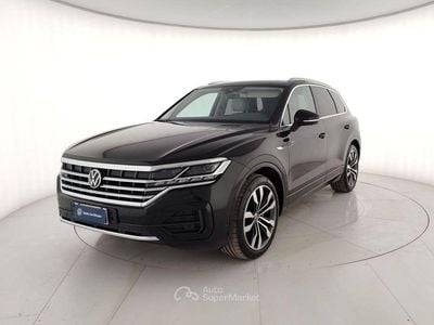 Usata VW Touareg R-line 231 CV (169 kW) 2023 Nero metallizzato SUV