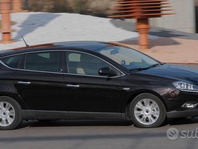 Usata Lancia Delta 90 CV (66 kW) 2010 Nero Utilitaria