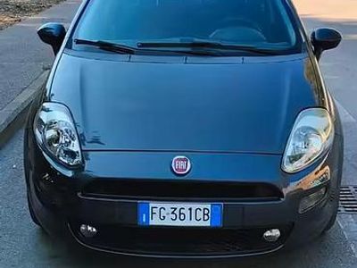Usata Fiat Grande Punto 69 CV (50 kW) 2016 Nero Utilitaria