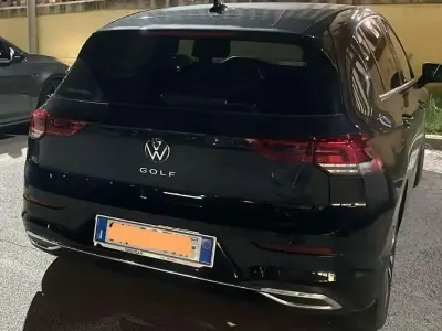 Occasion VW Golf VIII Style 116 ch (85 kW) 2021 Noir Berline