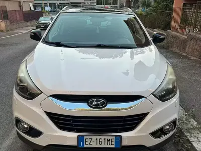 Usata Hyundai ix35 Xpossible 116 CV (85 kW) 2015 Bianco SUV