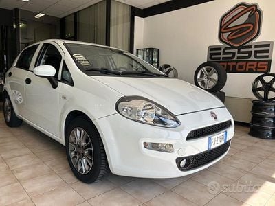 Usata Fiat Punto Easy 95 CV (69 kW) 2017 Bianco Utilitaria