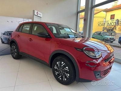 Usata Fiat 600 101 CV (74 kW) 2024 Rosso SUV