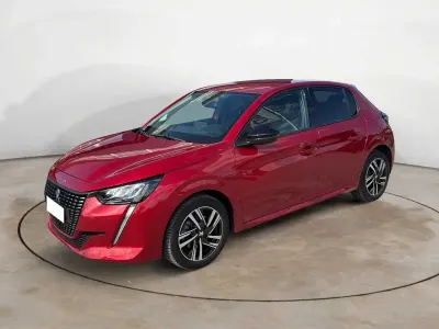 Usata Peugeot 208 Allure 101 CV (74 kW) 2023 Rosso Utilitaria