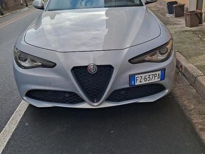 Usata Alfa Romeo Giulia 190 CV (139 kW) 2020 Grigio Berlina