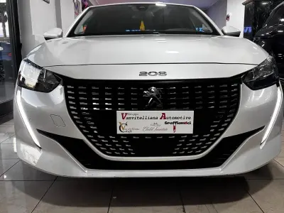 Usata Peugeot 208 Allure 102 CV (75 kW) 2020 Bianco Utilitaria