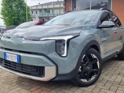 Nuova Kia Stonic Style 116 CV (85 kW) 2025 Verde SUV