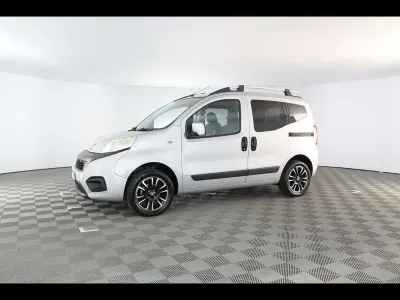 Usata Fiat Qubo Lounge 77 CV (56 kW) 2017 Grigio Monovolume